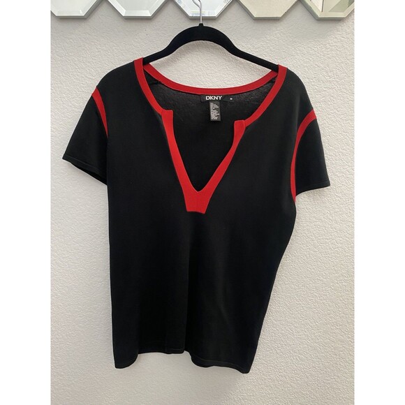DKNY Stretch V Neck Black Short Sleeve Top Size Medium - Picture 1 of 5